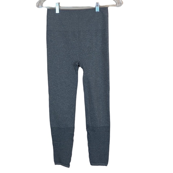 Fabletics Gray Leggings Size Small - Picture 1 of 11